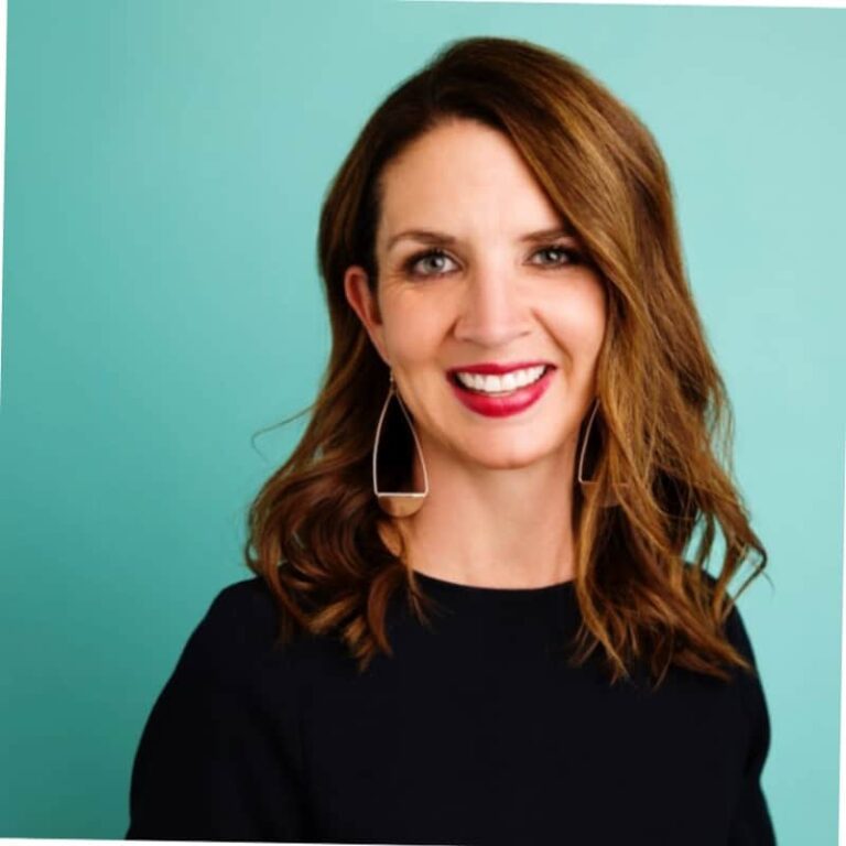 Rhiannon Hendrickson - Relish This Podcast